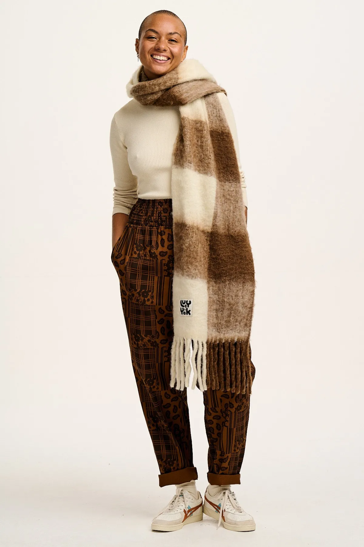 alexa__cotton_trousers_in_brown_penny_patchwork_print_4.webp Lucy & Yak Alexa - Cotton Trousers in Brown Penny Patchwork Print