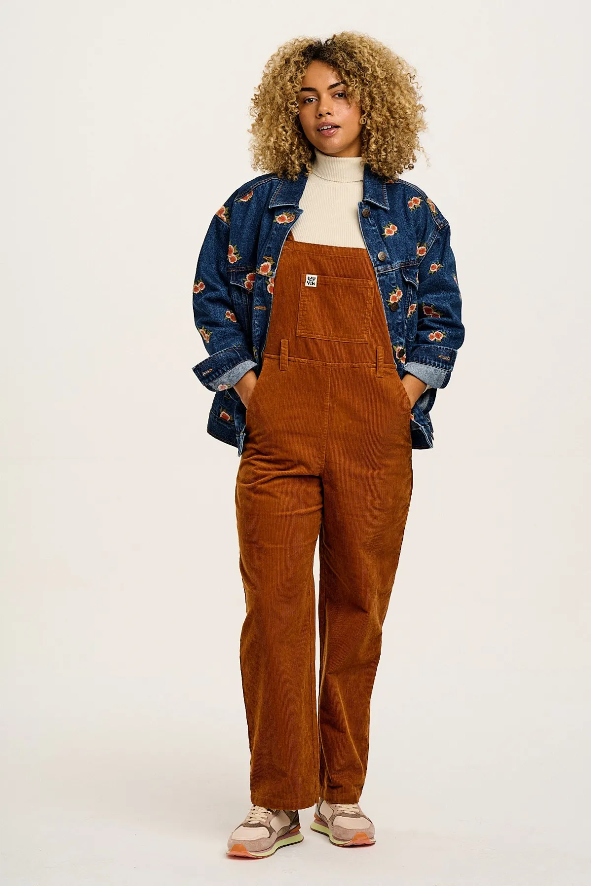 callaway__denim_jacket_with_rose_embroidery_5.webp Lucy & Yak Callaway - Denim Jacket with Rose Embroidery