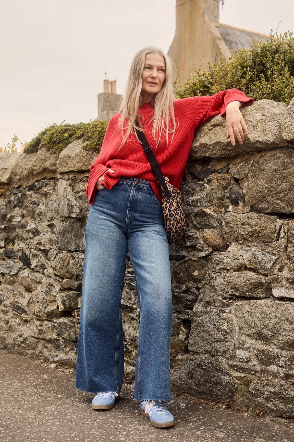 Lucy & Yak Carter - High Waisted Jeans in Vintage Wash Blue