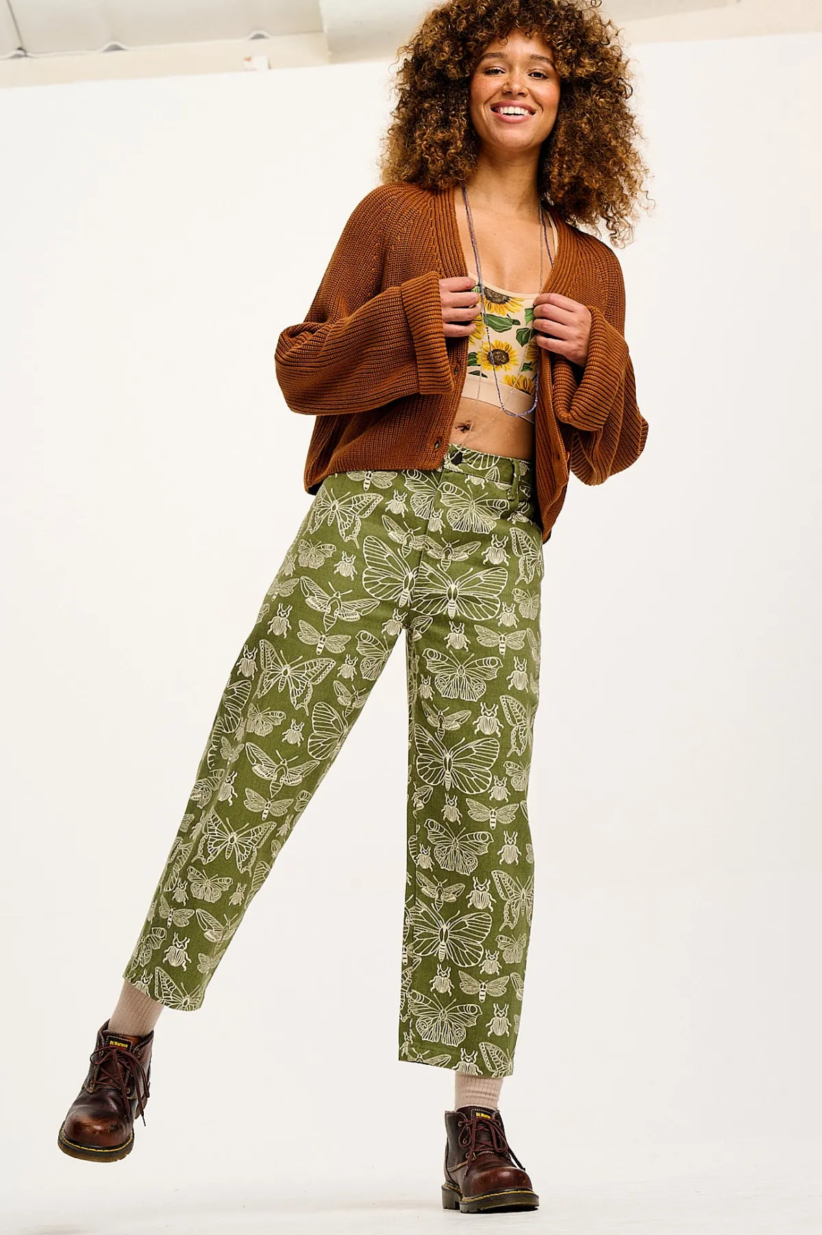 drew__straight_leg_twill_trousers_in_papilio_print_5.webp Lucy & Yak Drew - Straight Leg Twill Trousers in Papilio Print