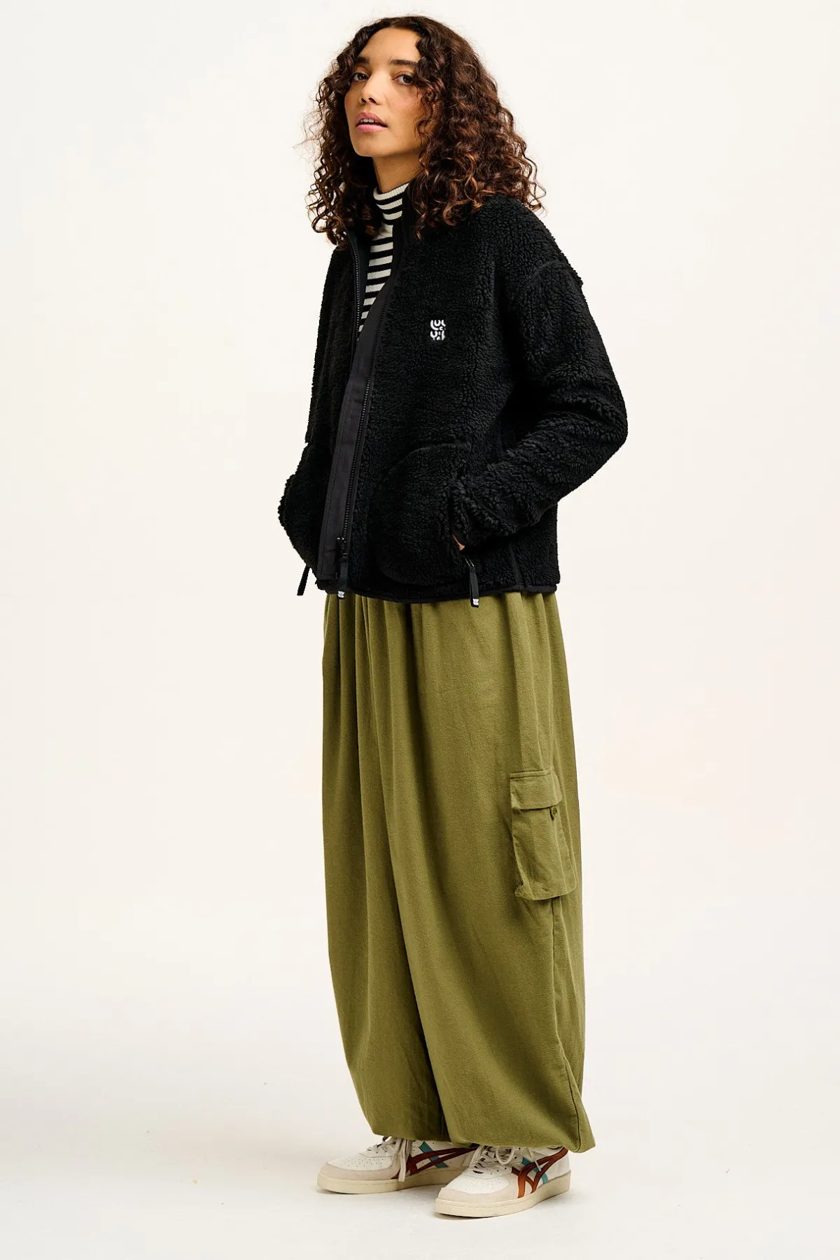 mason__fleece_in_black_4.webp Lucy & Yak Mason - Fleece in Black