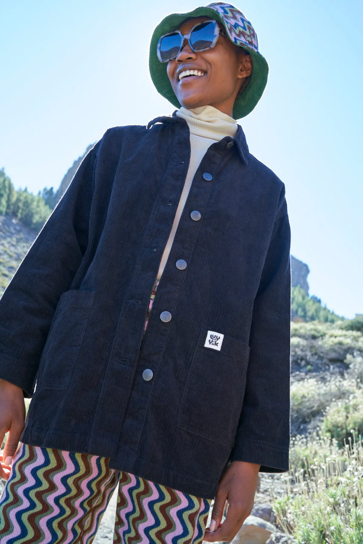 olly__corduroy_jacket_in_black_5.webp Lucy & Yak Olly - Corduroy Jacket in Black