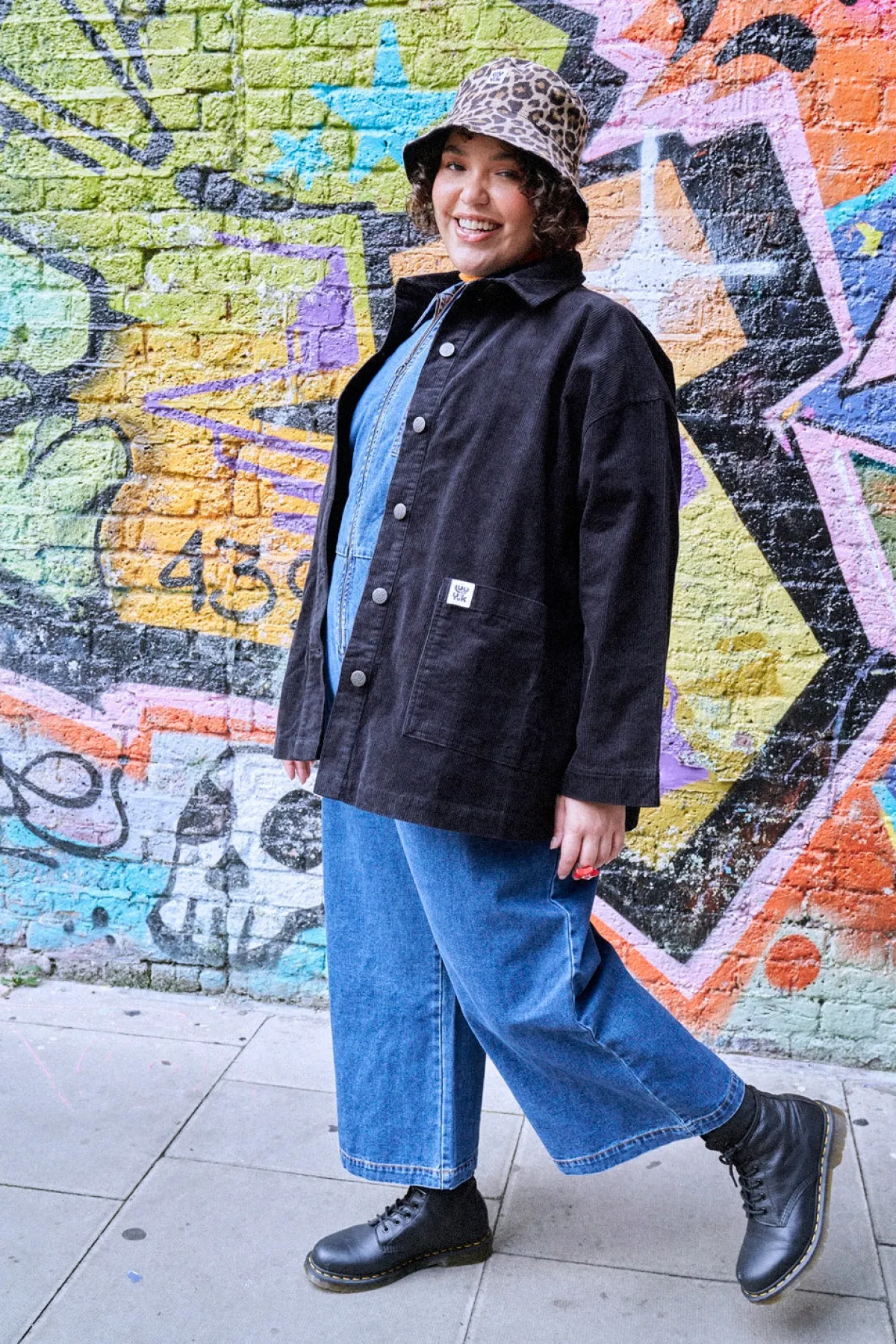 olly__corduroy_jacket_in_black_7.webp Lucy & Yak Olly - Corduroy Jacket in Black