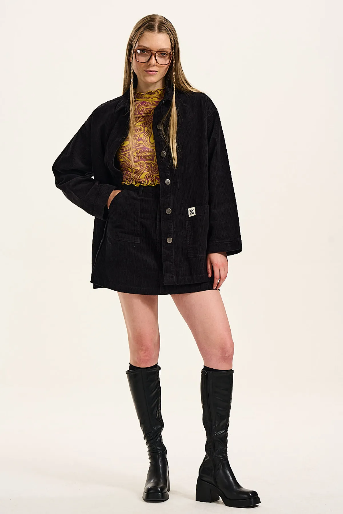 olly__corduroy_jacket_in_black_8.webp Lucy & Yak Olly - Corduroy Jacket in Black