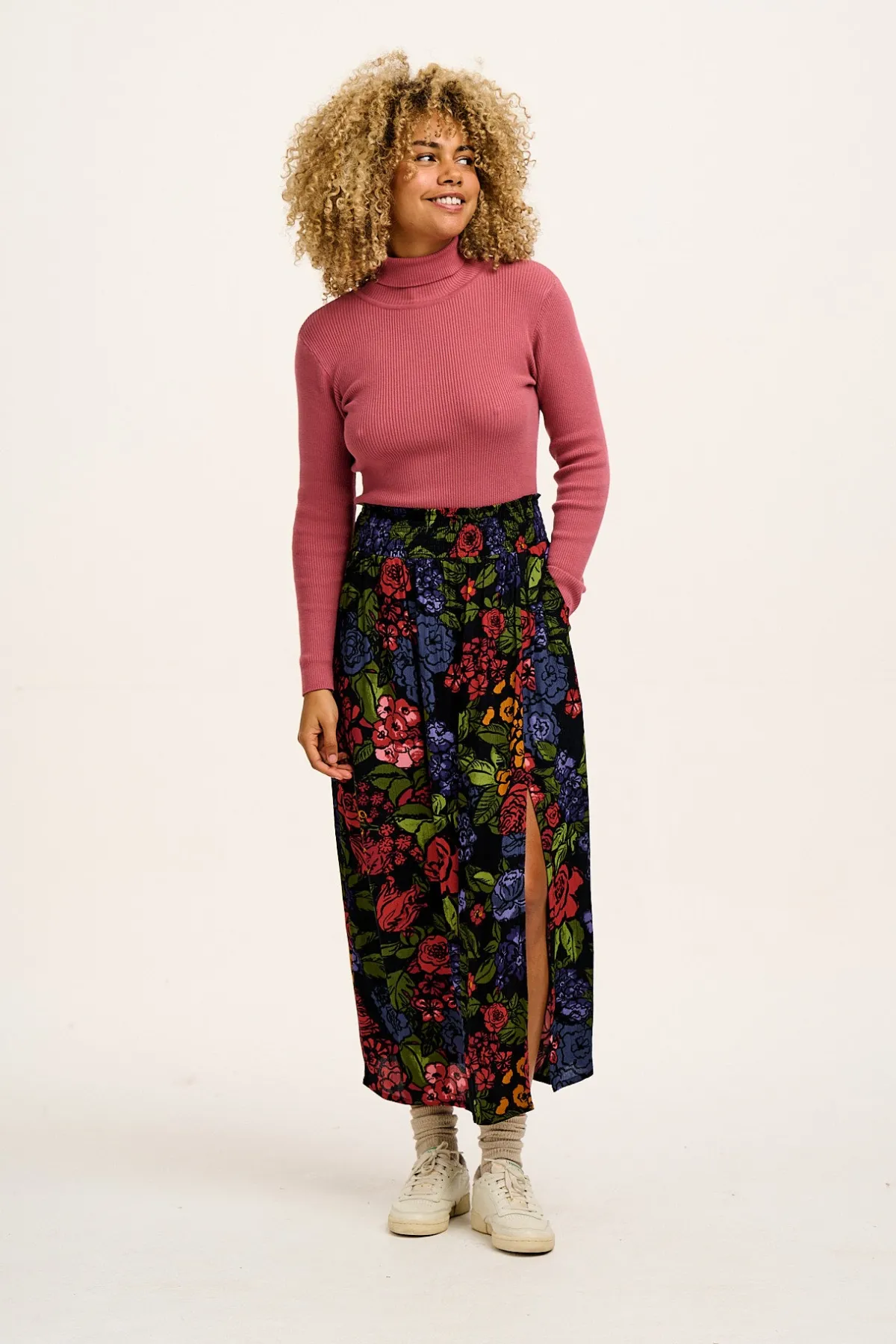 poppy__elasticated_waist_skirt_in_maria_print_2.webp Lucy & Yak Poppy - Elasticated Waist Skirt in Maria Print
